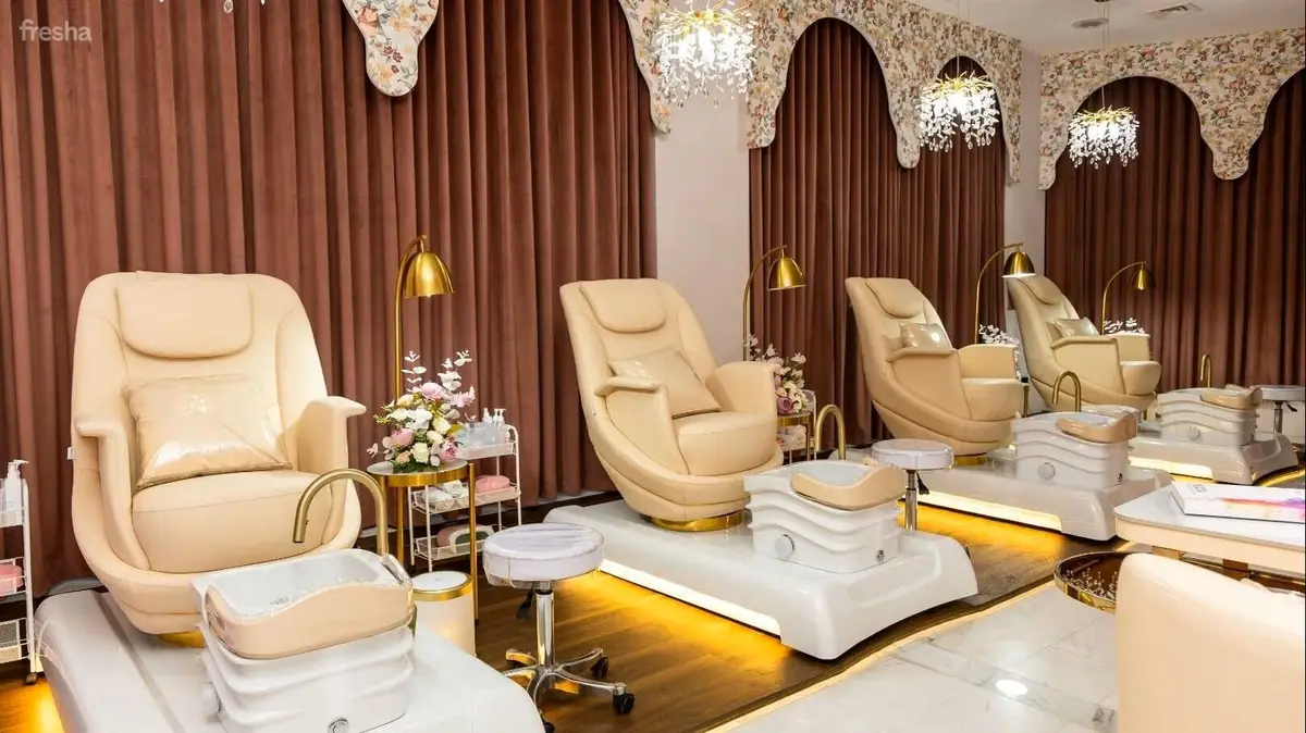 Maison de Beauté Salon interior, a serene beauty space with soft natural light